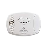 First Alert CO605 Plug-In Carbon Monoxide Detector with Battery Backup , White